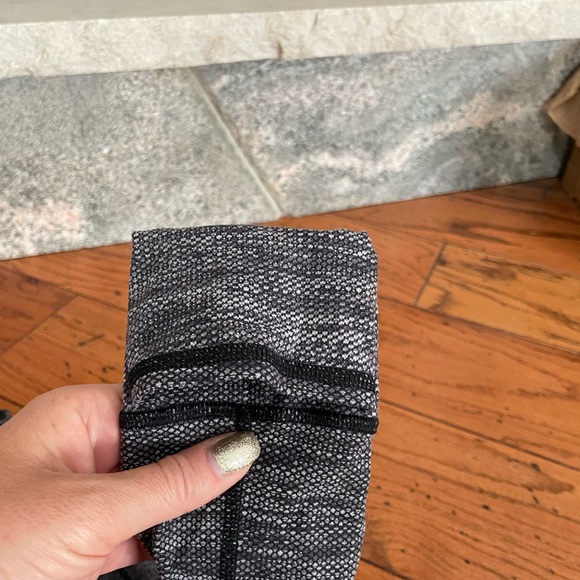 Lululemon full zip running jacket - Picture 5 of 10